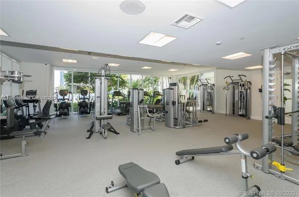 $4,500 | 20281 East Country Club Drive, Unit 611, Aventura, FL 33180