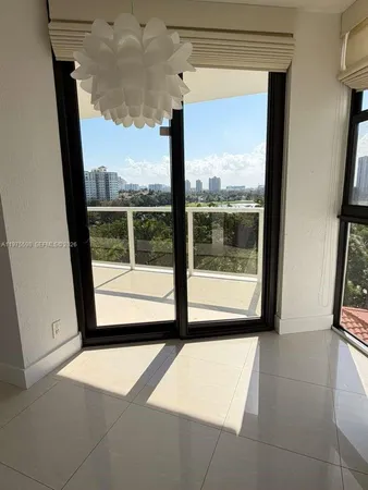 $4,500 | 20281 East Country Club Drive, Unit 611, Aventura, FL 33180