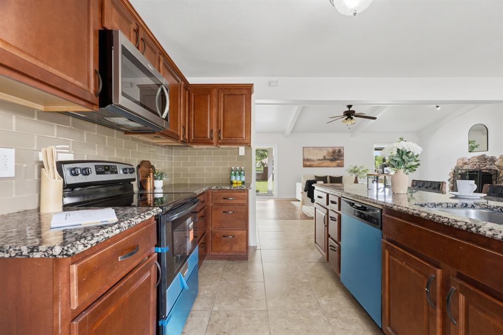 925 Lake North Road Rowlett, TX 75089 - Photo 11 of 39