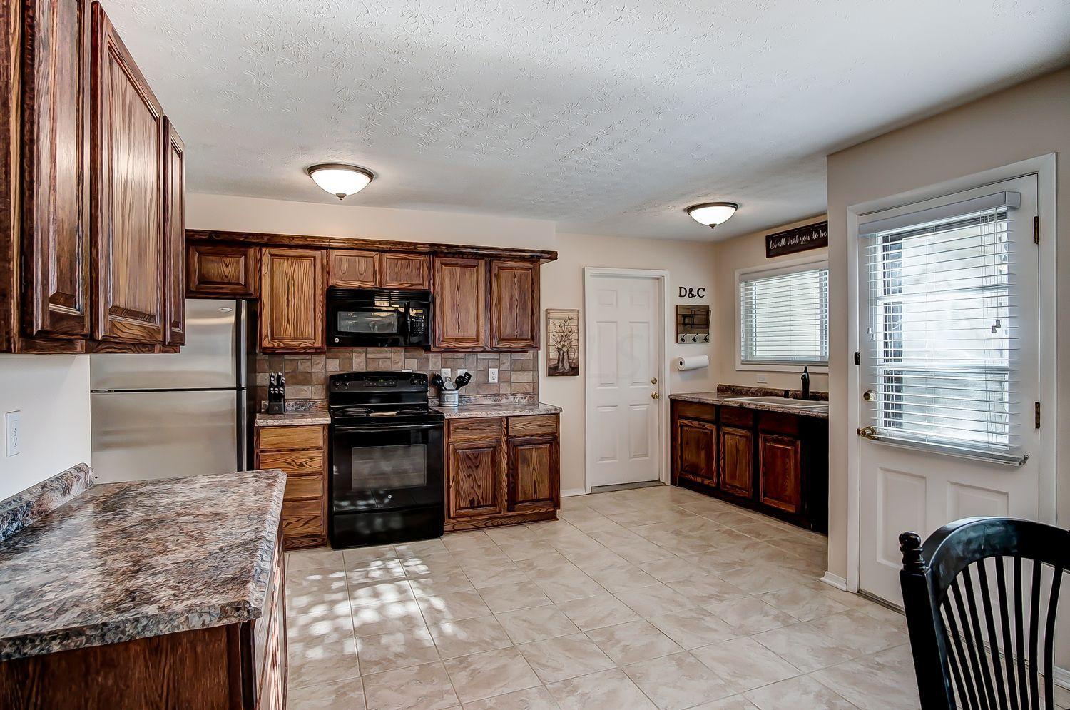 7550 Lee Road Westerville, OH 43081 - Photo 10 of 41 Gallery Image 10