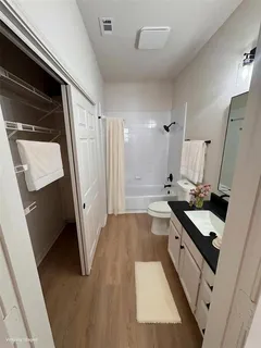 a view of utility room