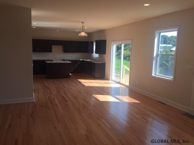 11 Cove Road Colonie, NY 12047 - Photo 4 of 12 Photo 4
