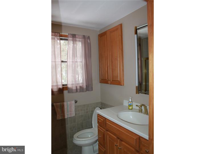 833 Valley View Road Media, PA 19063 - Photo 18 of 25 Bathroom