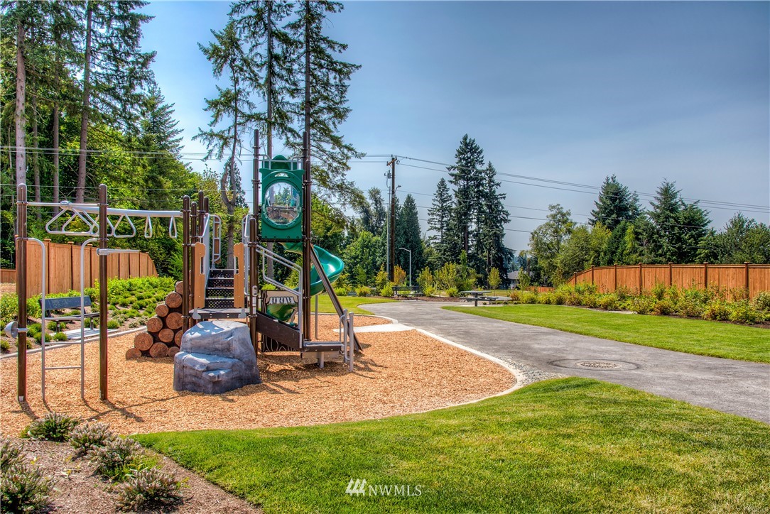 21714 35th Avenue Southeast, Unit 22 Bothell, WA 98021 - Photo 11 of 14 a view of a park