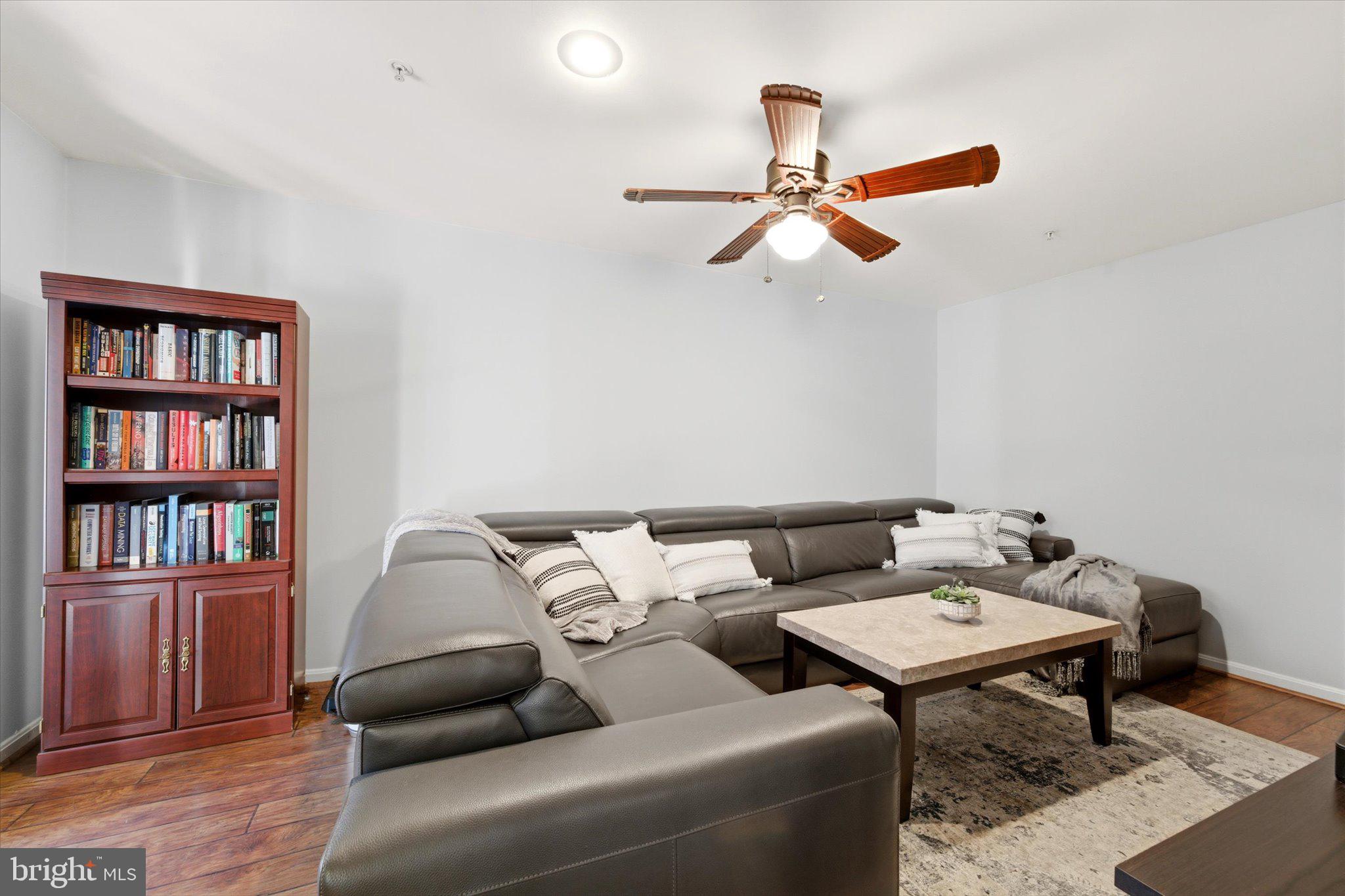 4367 Hackney Coach Lane, Unit 162 Fairfax, VA 22030 - Photo 15 of 56