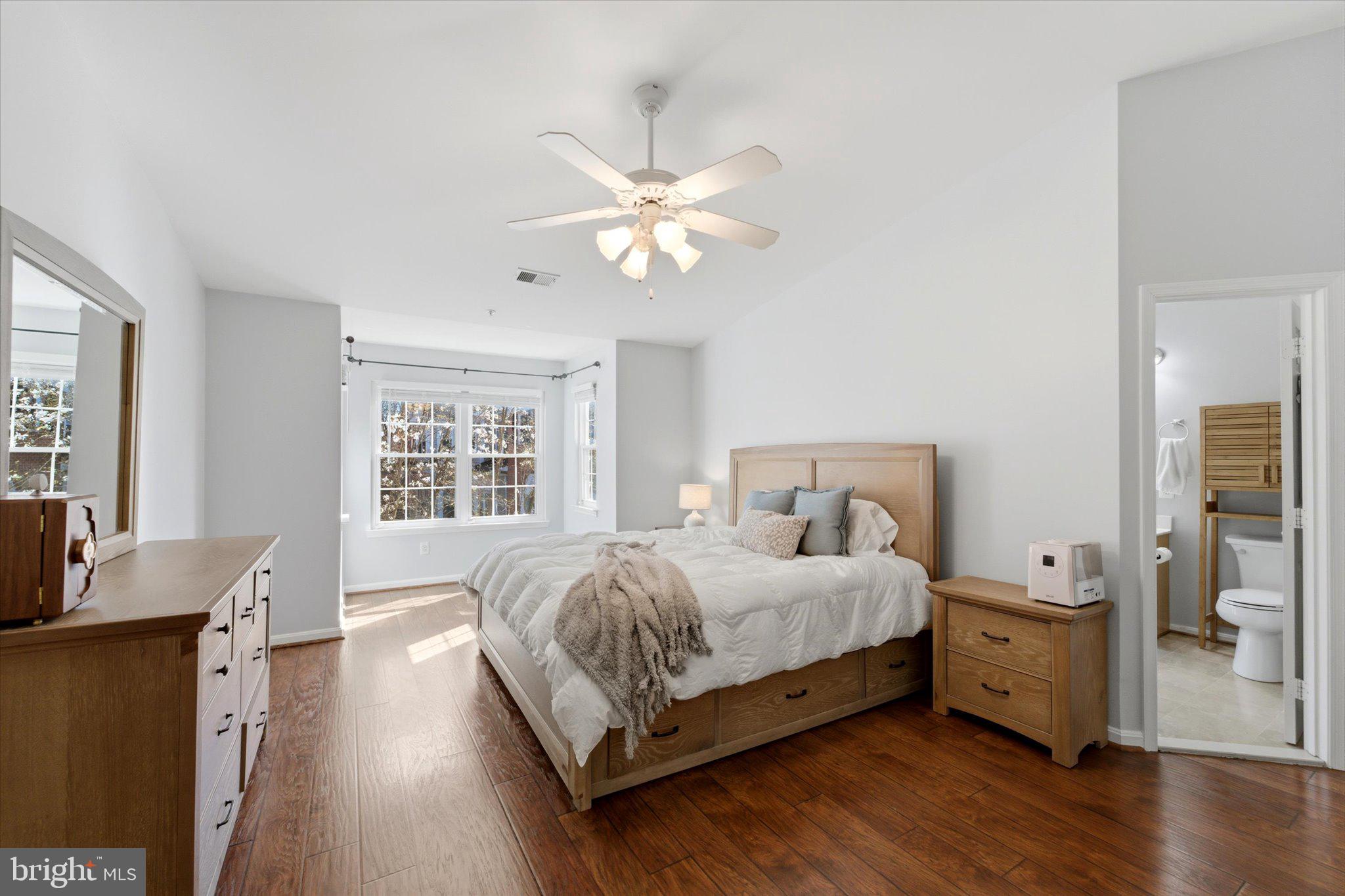 4367 Hackney Coach Lane, Unit 162 Fairfax, VA 22030 - Photo 17 of 56 Primary Bedroom on 3rd level