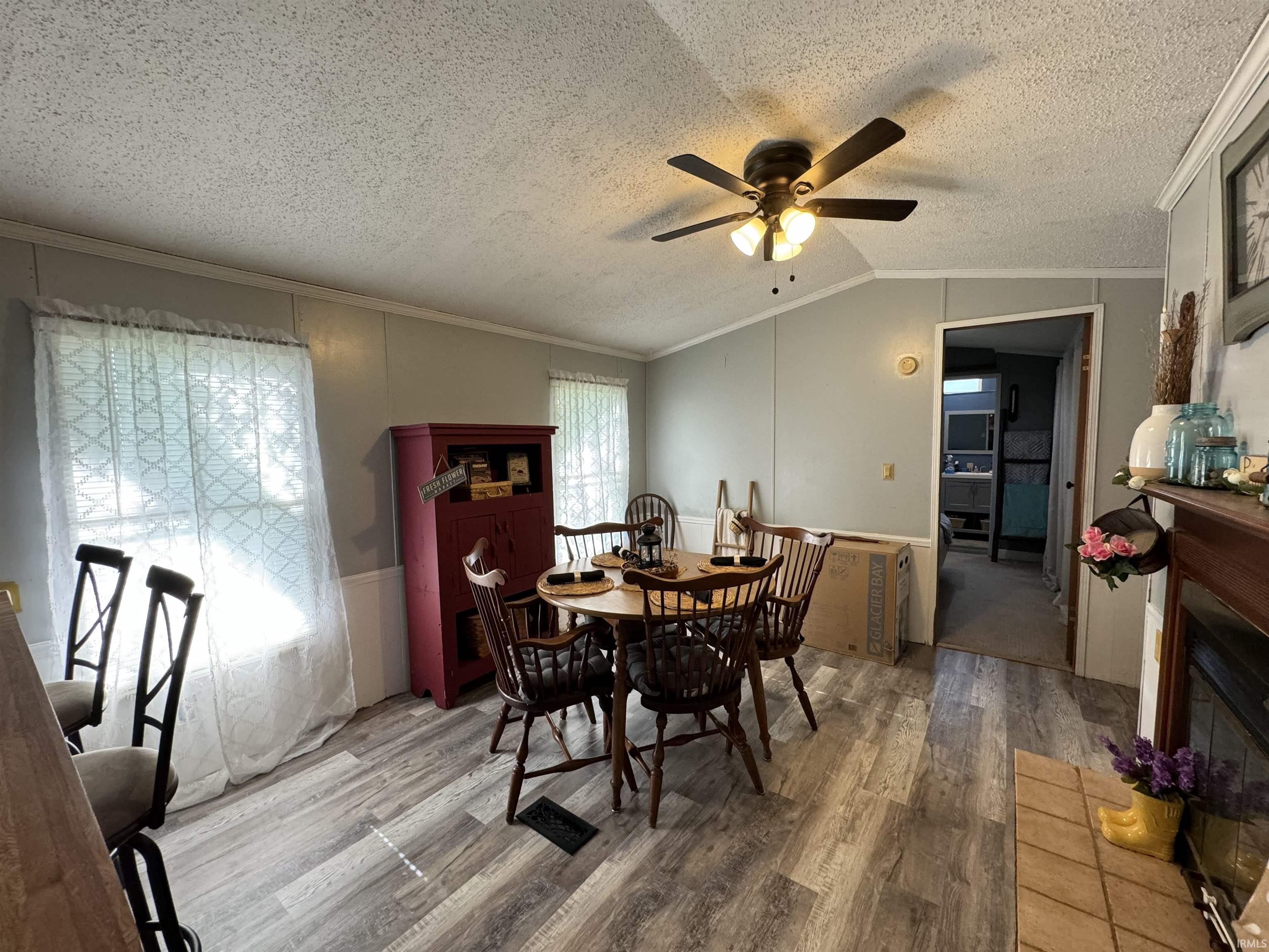 537 West State Street Kingman, IN 47952 - Photo 4 of 27