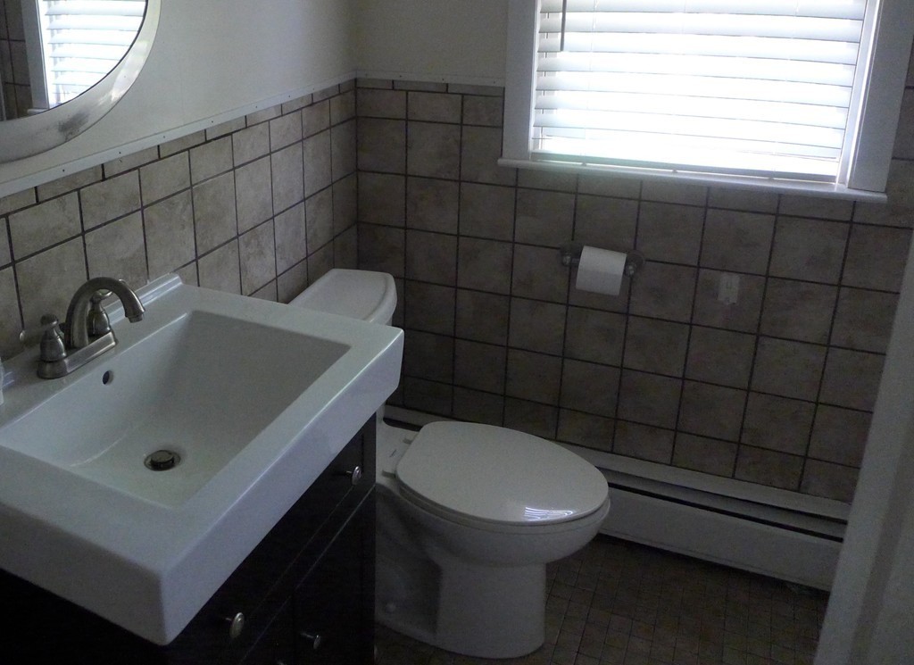 167 West Allen Ridge Road Springfield, MA 01118 - Photo 6 of 17