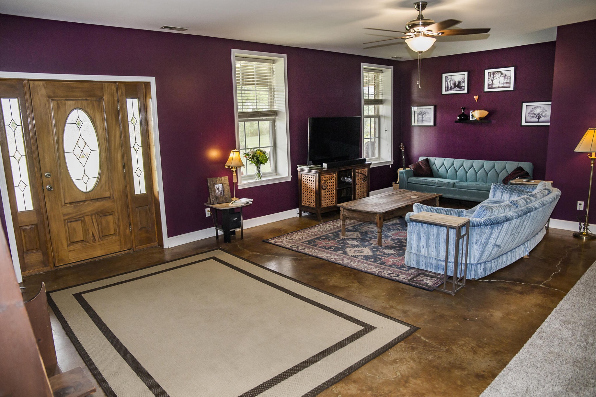 5520 Academy Road Cookeville, TN 38506 - Photo 4 of 40 a living room with furniture and a flat screen tv