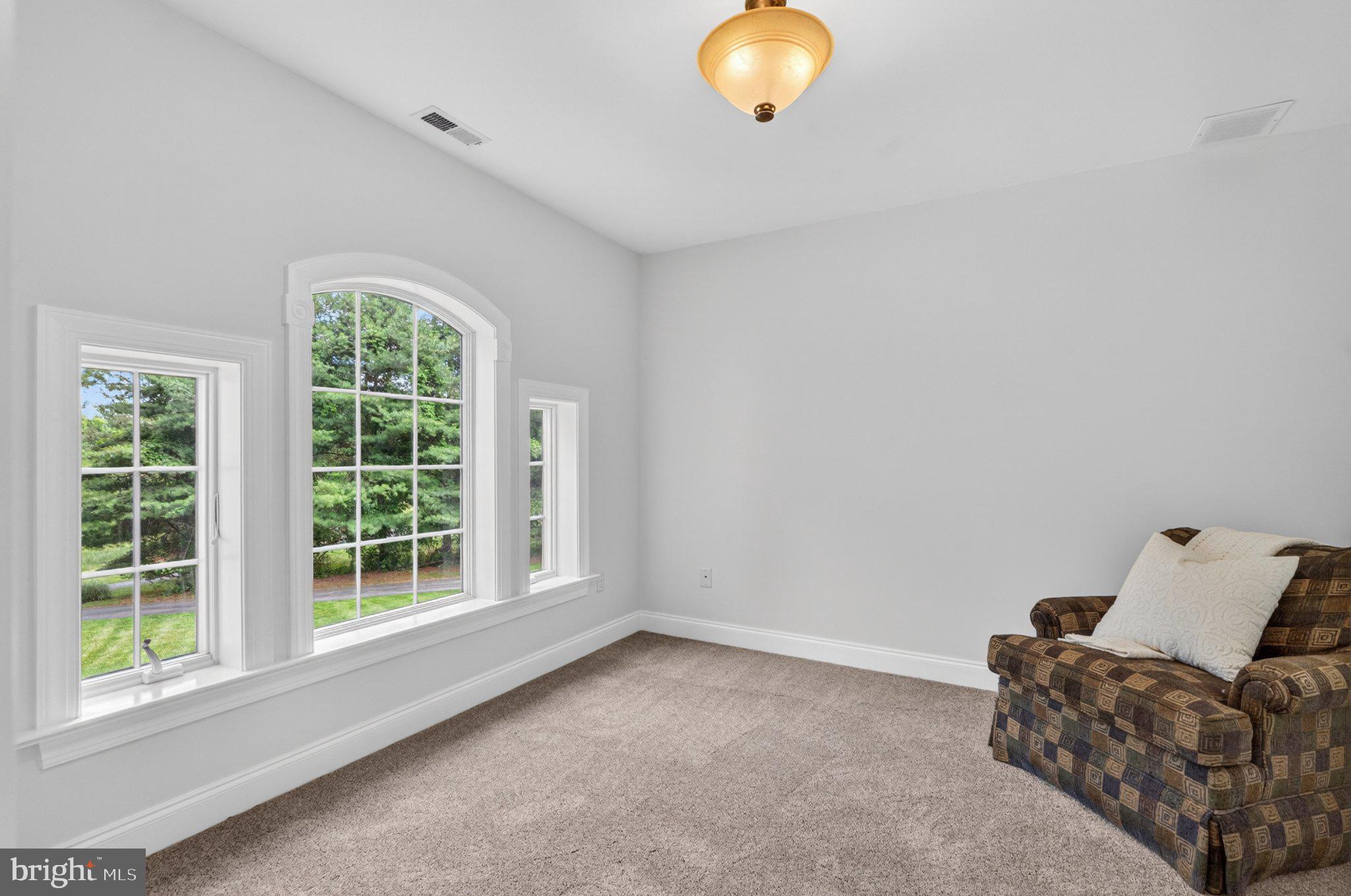 342 Ring Road Chadds Ford, PA 19317 - Photo 40 of 95 Bright and airy room with large windows.