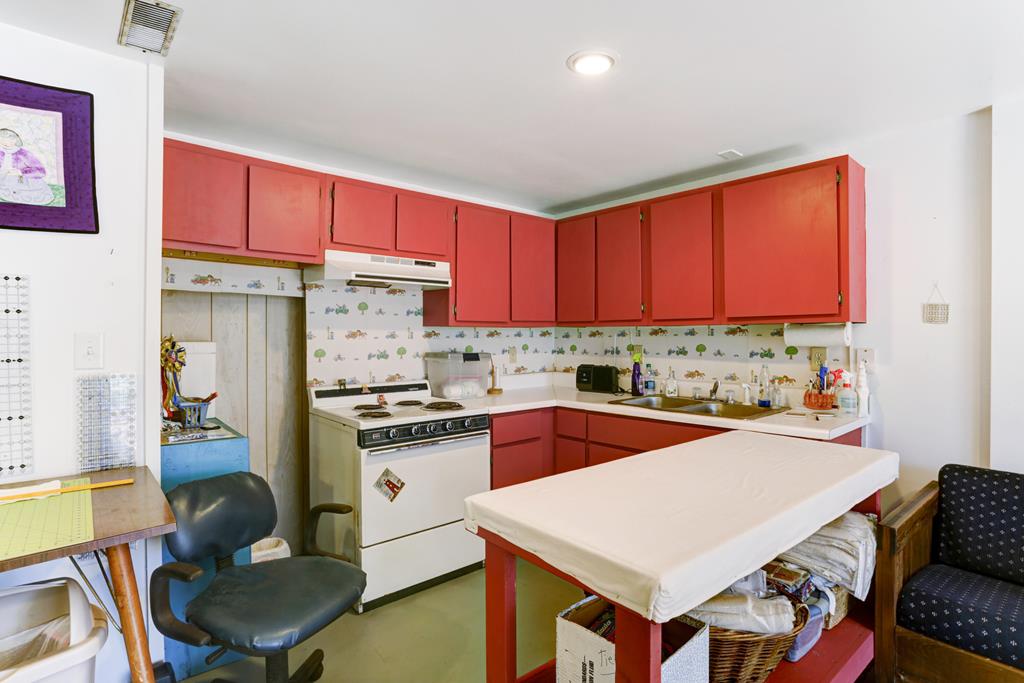 14 Wells Road Brasstown, NC 28902 - Photo 17 of 65 Gallery Image 17