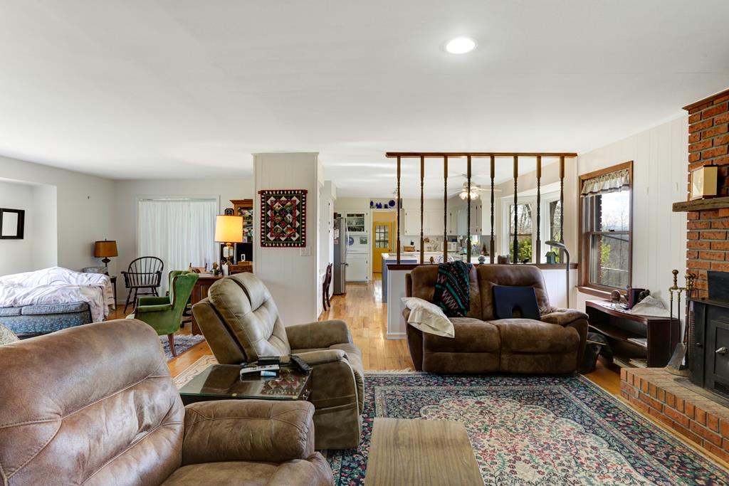 14 Wells Road Brasstown, NC 28902 - Photo 4 of 65 Gallery Image 4