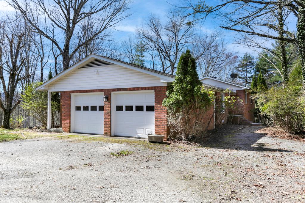 14 Wells Road Brasstown, NC 28902 - Photo 57 of 65 Gallery Image 57