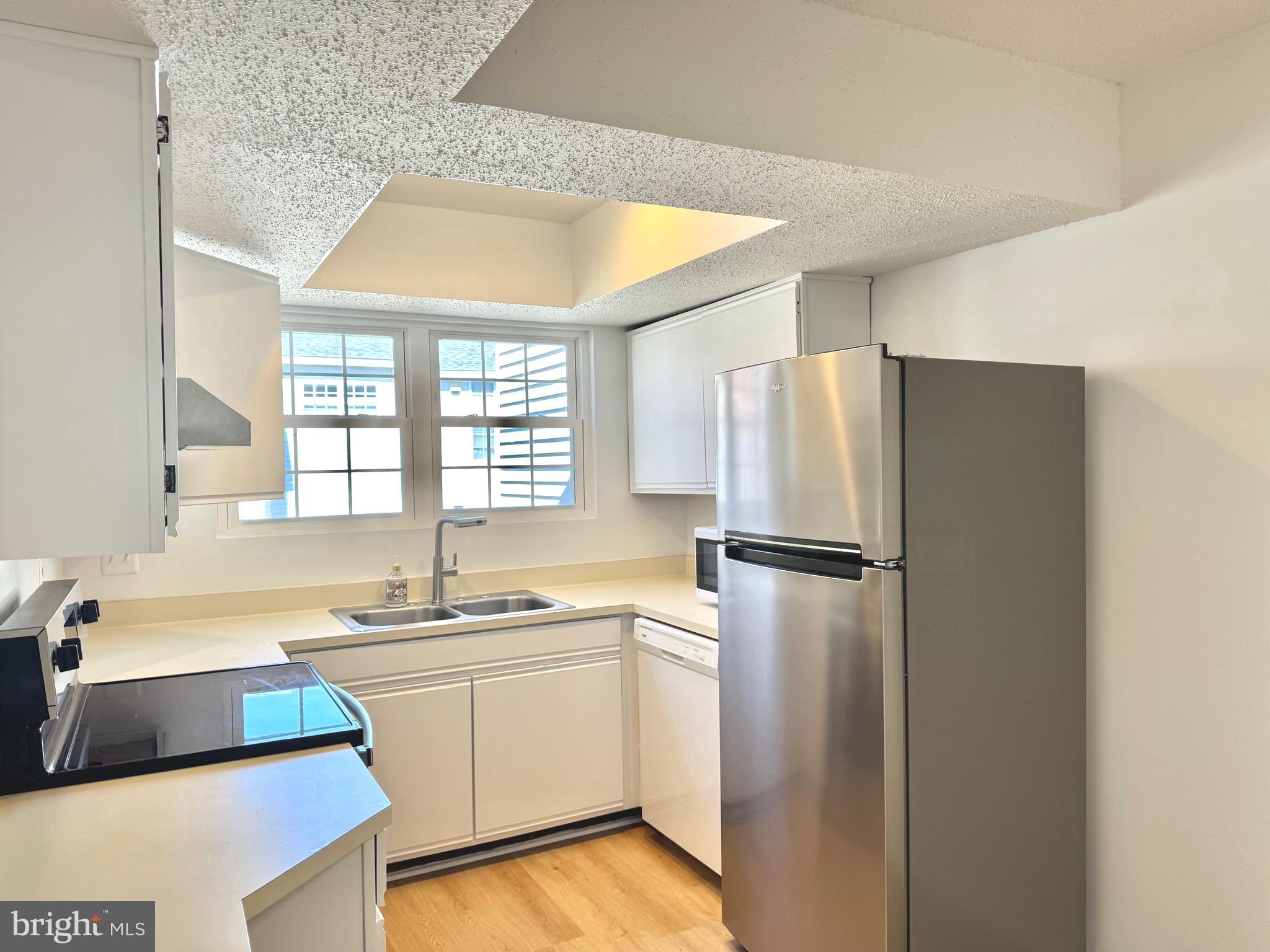 110 Fort Evans Road Southeast, Unit F Leesburg, VA 20175 - Photo 7 of 24