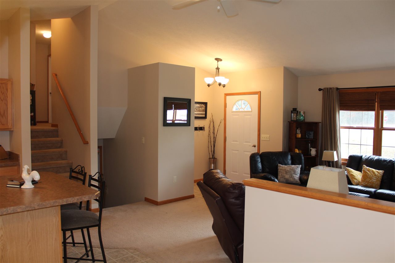 11410 Rickerd Court Williamsburg, MI 49690 - Photo 14 of 31 1809893-13.JPG
