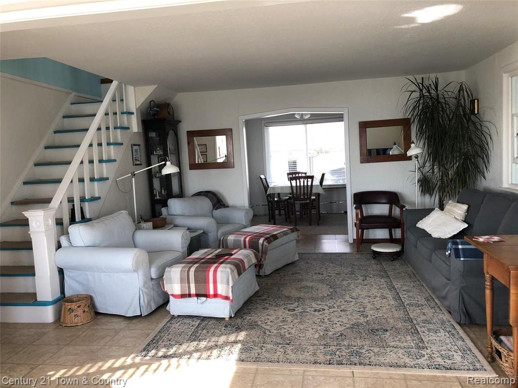 6595 South River Road Marine City, MI 48039 - Photo 6 of 36