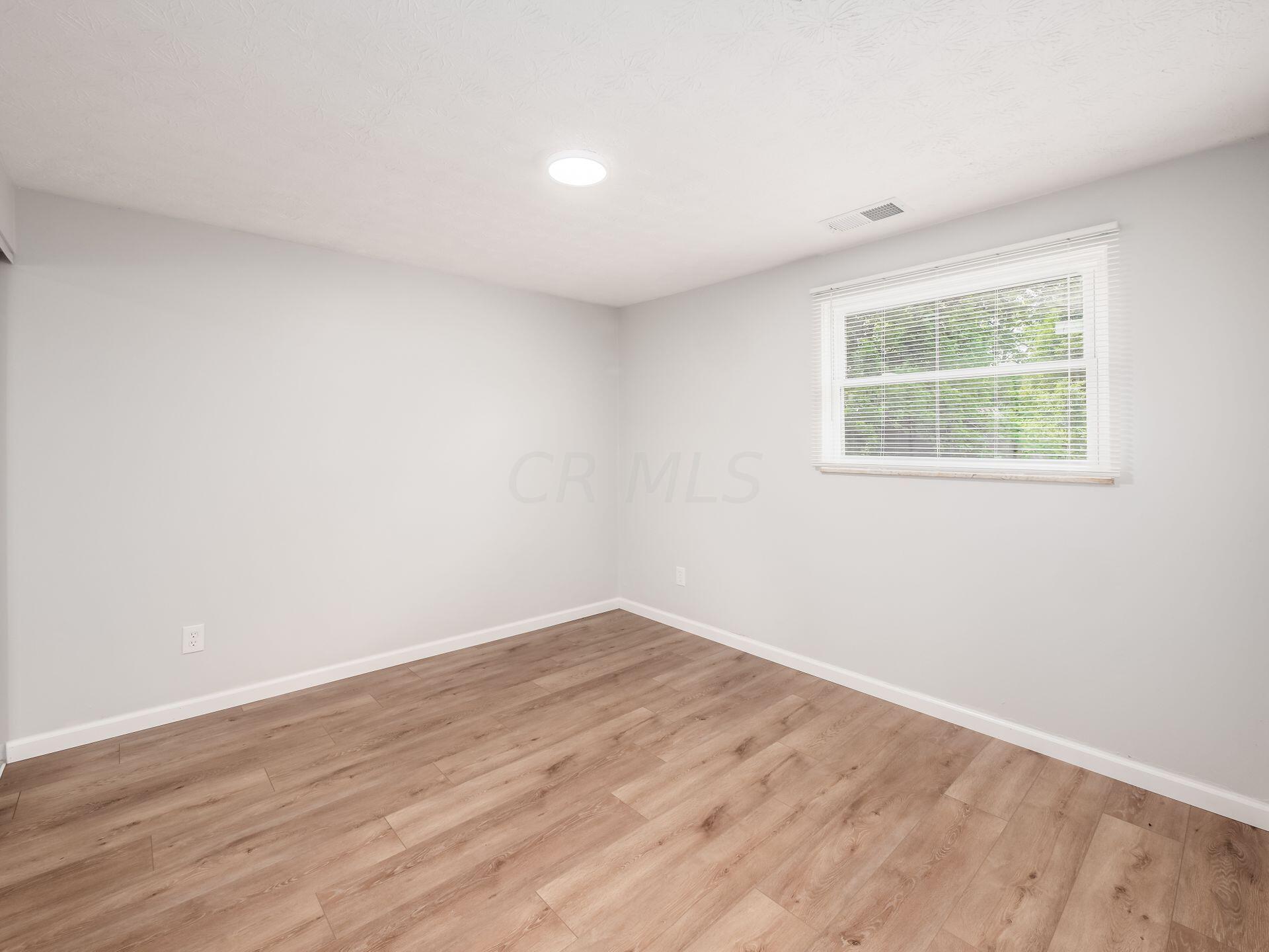 4015 Clabber Road Columbus, OH 43207 - Photo 22 of 33 024_4b28e8_A 4015 Clabber 047
