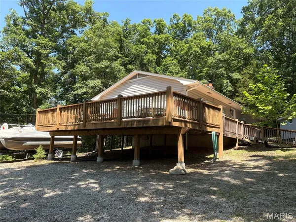 $269,900 | 20 Pinnacle Drive, New Florence, MO 63363