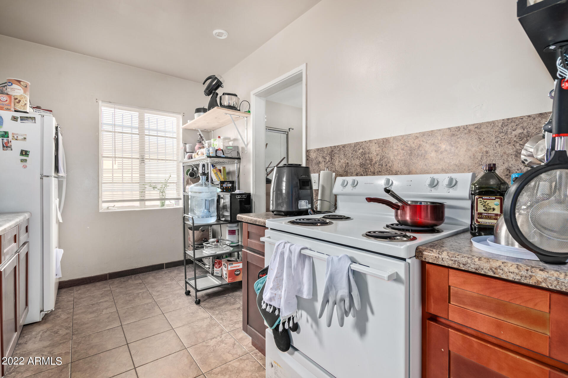 360 West Riverside Street Phoenix, AZ 85041 - Photo 3 of 4 08 - Riverside