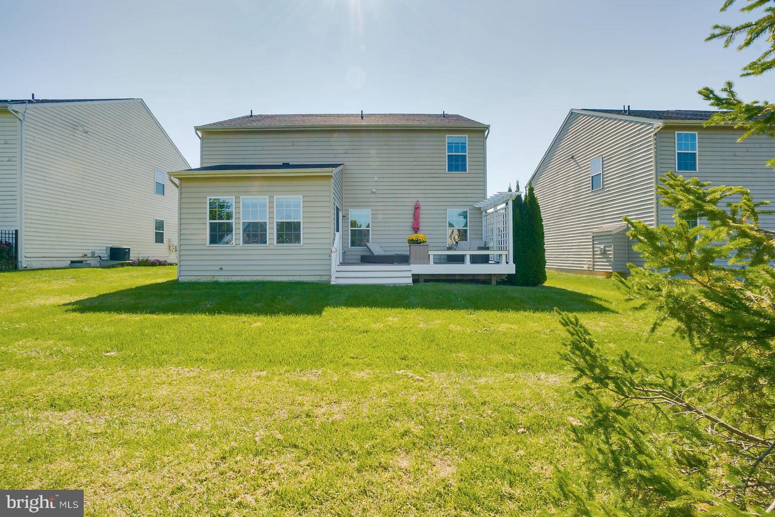 5726 Fieldcrest Drive White Marsh, MD 21162 - Photo 3 of 46