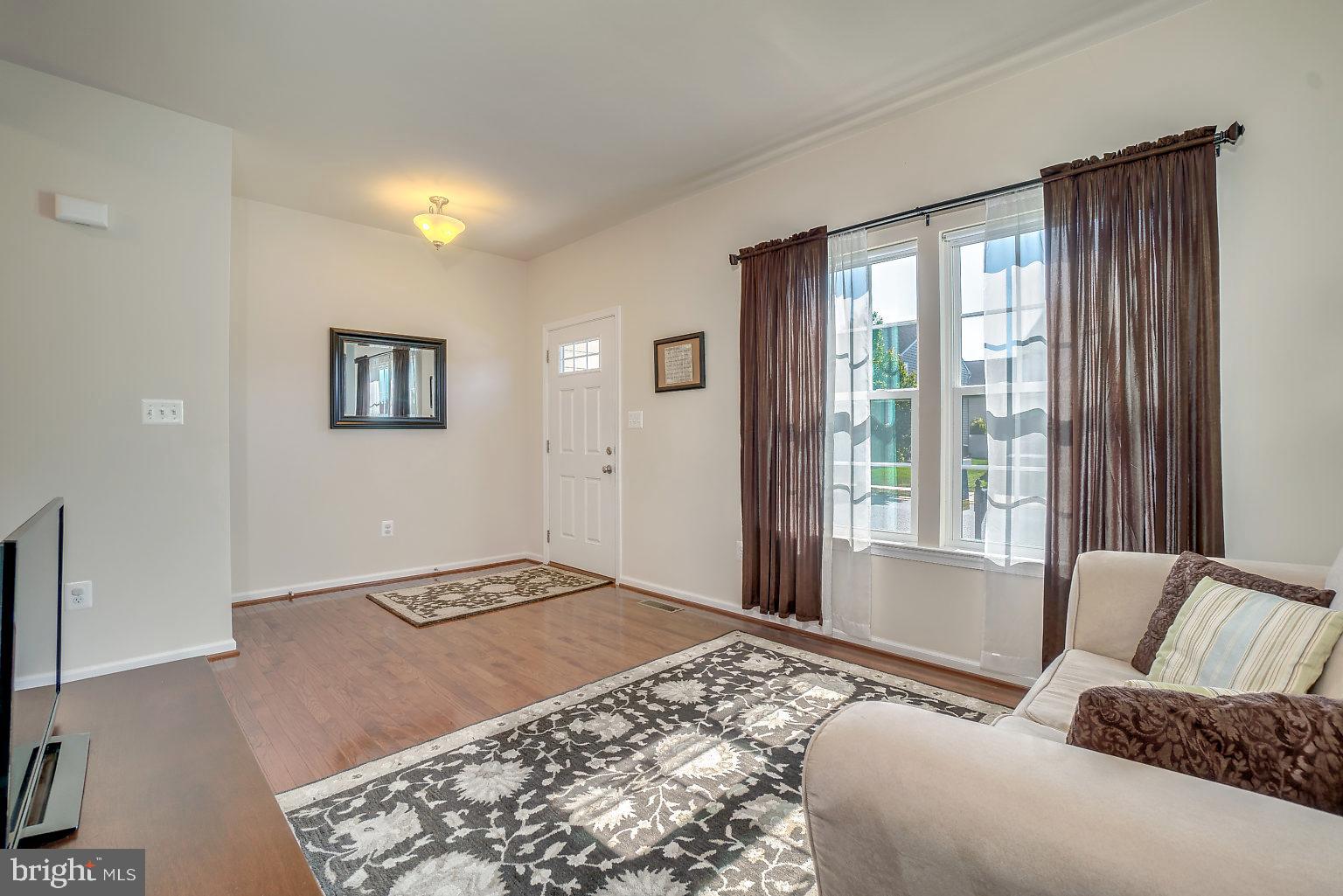 5726 Fieldcrest Drive White Marsh, MD 21162 - Photo 9 of 46