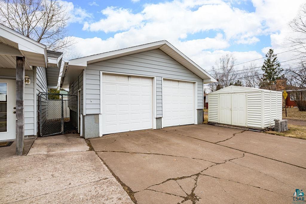 601 13th Avenue Two Harbors, MN 55616 - Photo 4 of 40