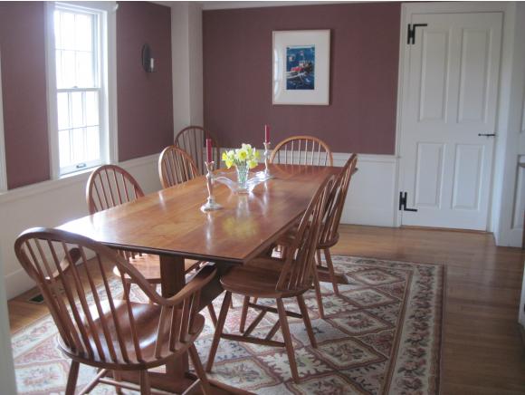 54 Newfields Road Exeter, NH 03833 - Photo 15 of 34