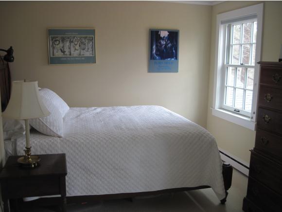 54 Newfields Road Exeter, NH 03833 - Photo 17 of 34