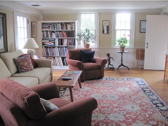 54 Newfields Road Exeter, NH 03833 - Photo 4 of 34