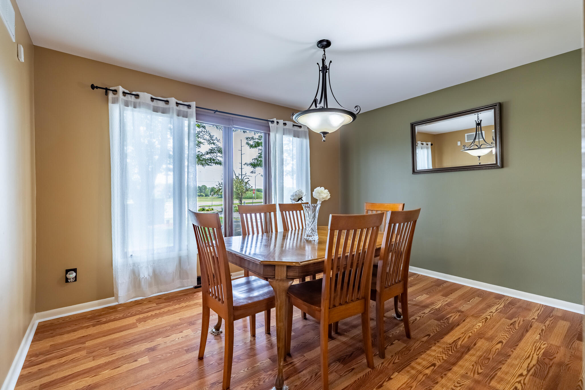 9308 Cleveland Street Crown Point, IN 46307 - Photo 28 of 88 2054x1369