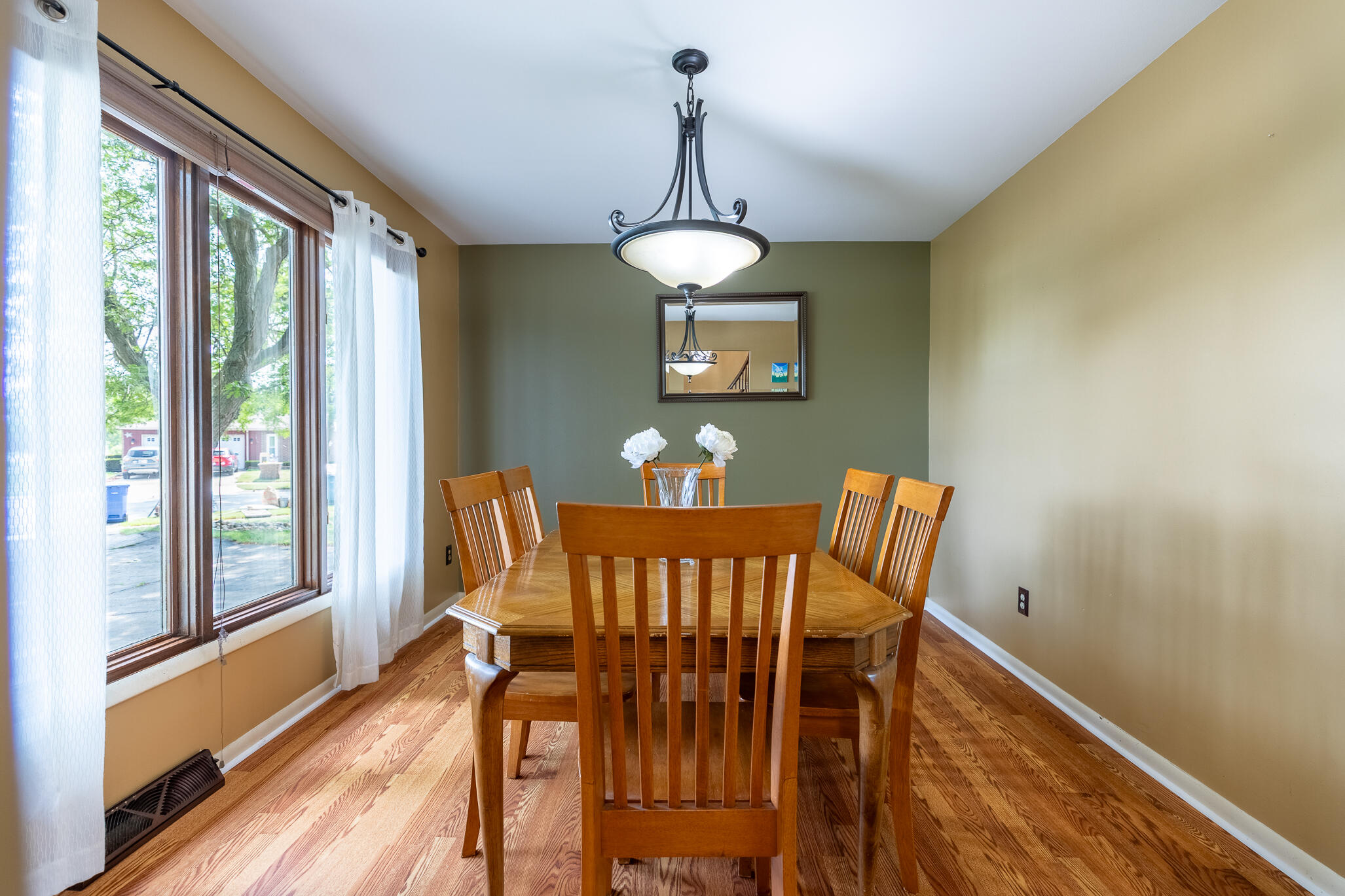 9308 Cleveland Street Crown Point, IN 46307 - Photo 29 of 88 2054x1369