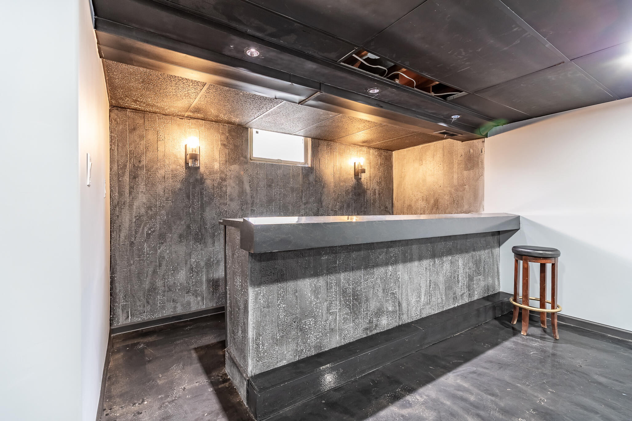 9308 Cleveland Street Crown Point, IN 46307 - Photo 61 of 88 2054x1369