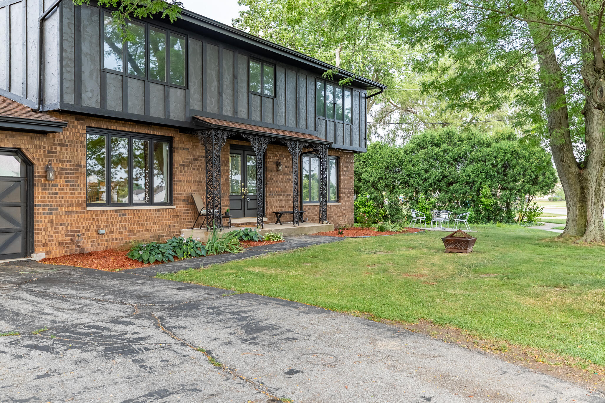 9308 Cleveland Street Crown Point, IN 46307 - Photo 9 of 88 2054x1369