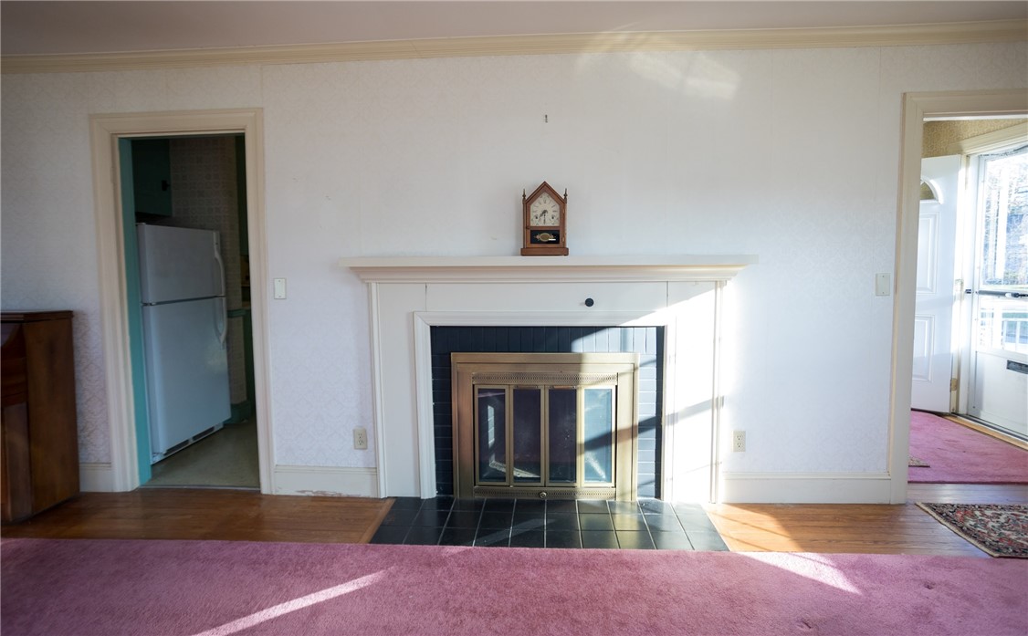 75 Parker Street Lincoln, RI 02865 - Photo 2 of 29