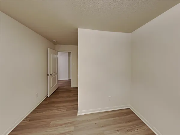 $2,075 | 22718 Klingamans Way, Hockley, TX 77447