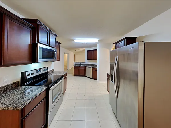 $2,075 | 22718 Klingamans Way, Hockley, TX 77447