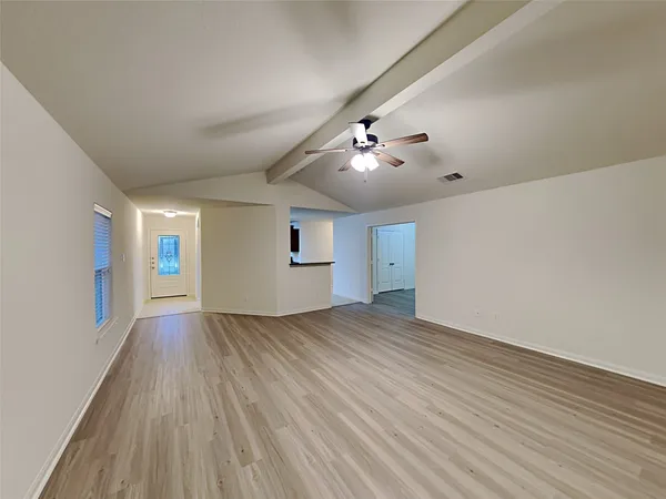 $2,075 | 22718 Klingamans Way, Hockley, TX 77447