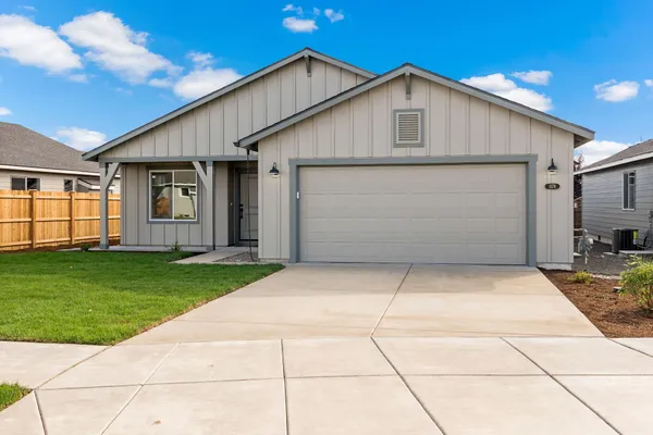 $535,000 | 4060 Southwest Pumice Avenue, Unit 80, Redmond, OR 97756