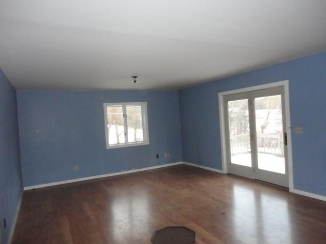 48 Old Lewiston Road Monmouth, ME 04265 - Photo 9 of 22 LIVING ROOM