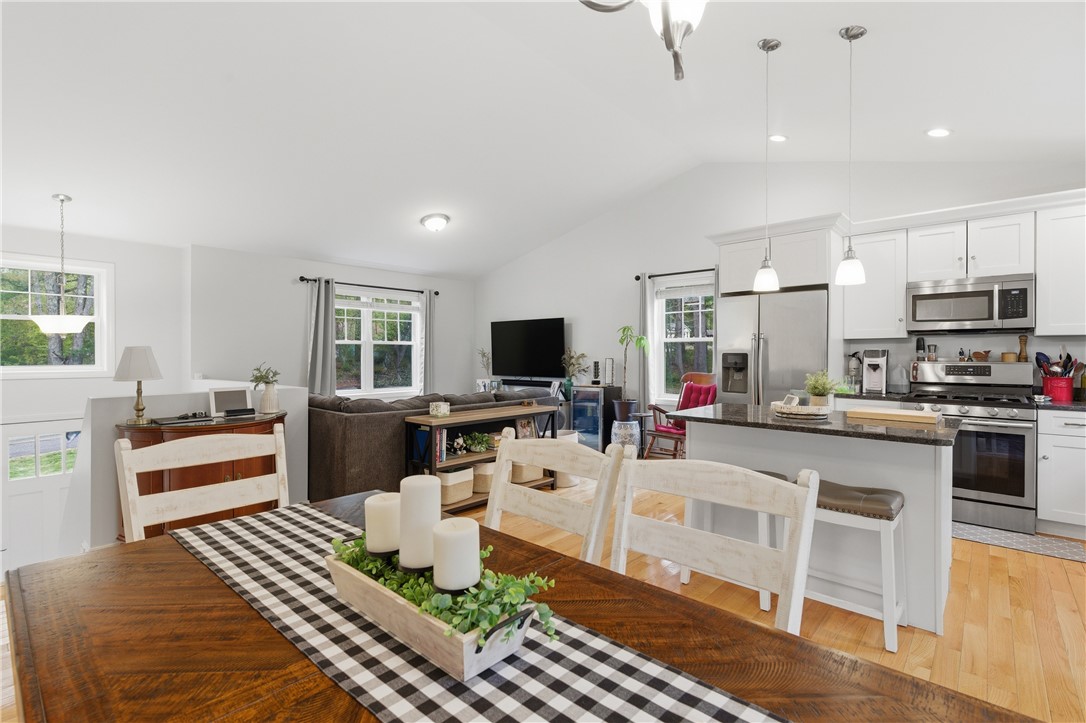 7 Pine Orchard Road Glocester, RI 02814 - Photo 7 of 39