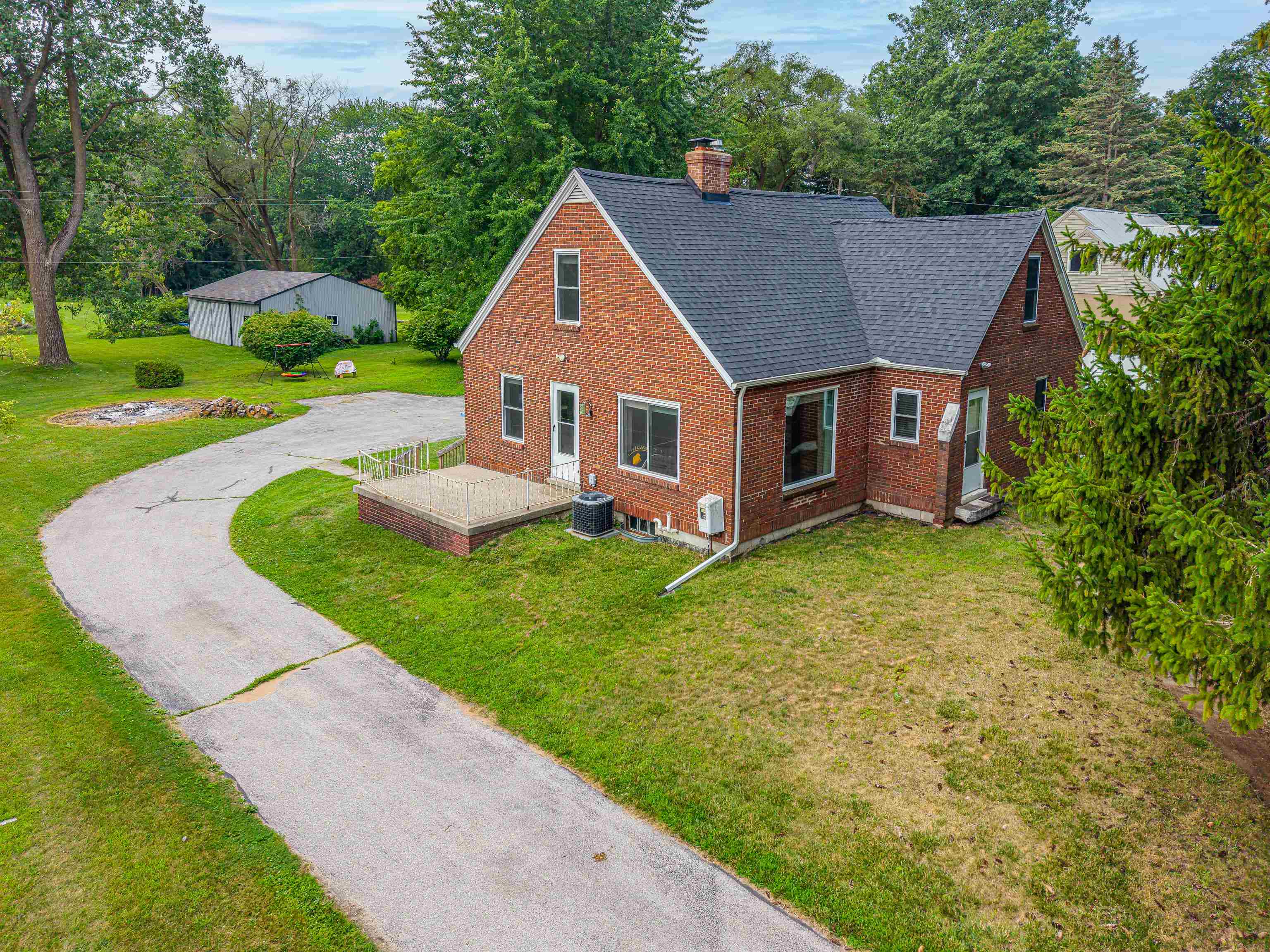 1152 Midland Road Bay City, MI 48706 - Photo 47 of 68 1948579-535cb523-d6e2-44cf-a94c-76725af9752e.JPG