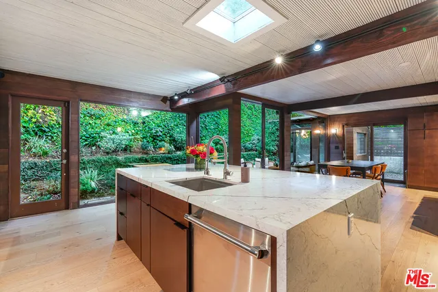 $2,395,000 | 9624 Yoakum Drive, Beverly Hills, CA 90210