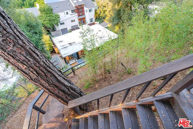 $2,395,000 | 9624 Yoakum Drive, Beverly Hills, CA 90210