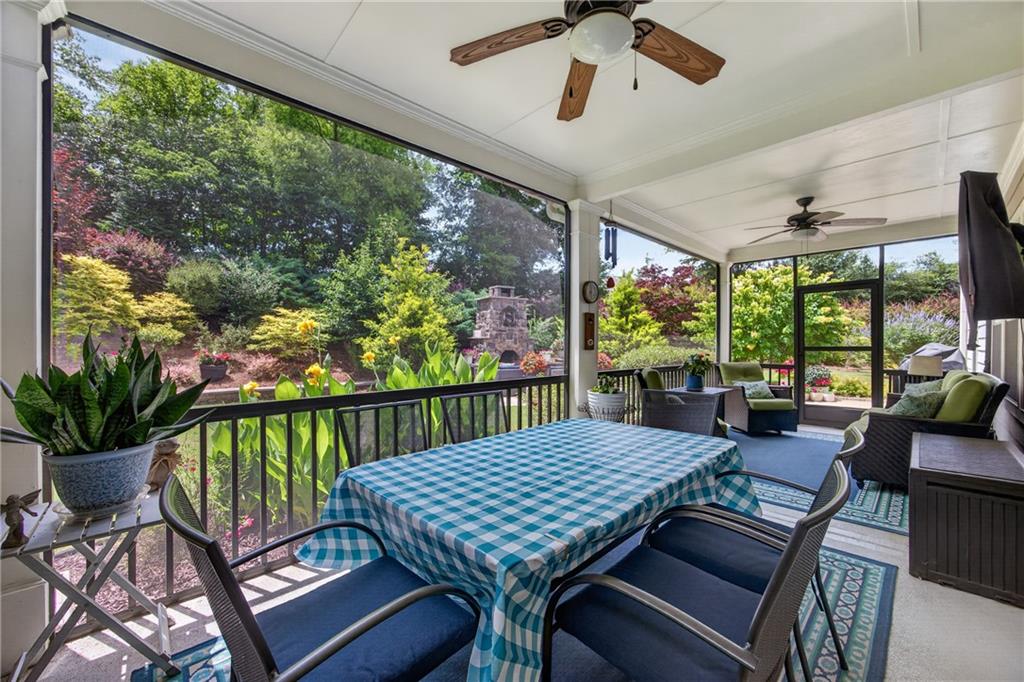 138 Madison Street Canton, GA 30115 - Photo 4 of 45 Gallery Image 4