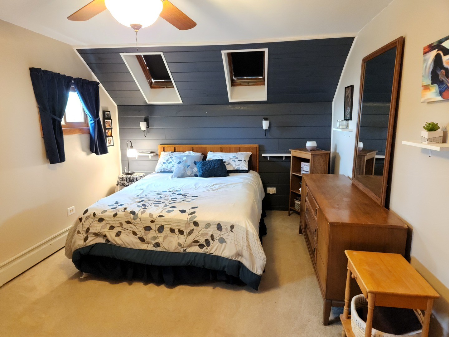 32443 Wilton Road Manteno, IL 60950 - Photo 20 of 48 a bedroom with bed and mirror