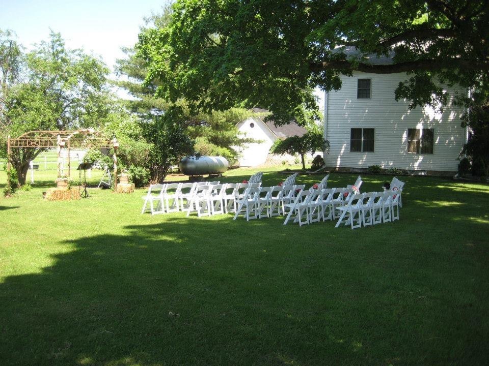 32443 Wilton Road Manteno, IL 60950 - Photo 46 of 48 a garden view with a sitting space