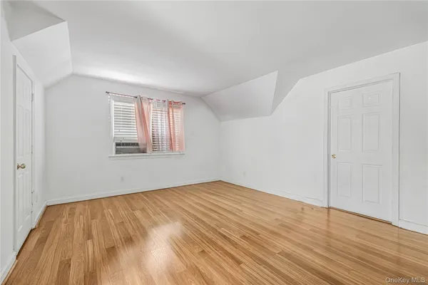 $1,099,999 | 38 Borcher Avenue, Yonkers, NY 10704