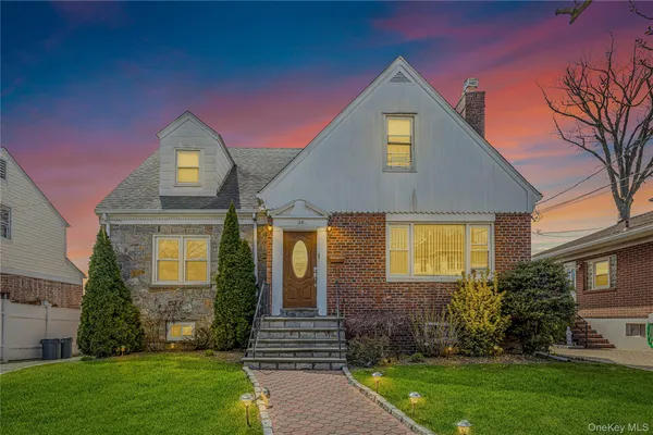 $1,099,999 | 38 Borcher Avenue, Yonkers, NY 10704