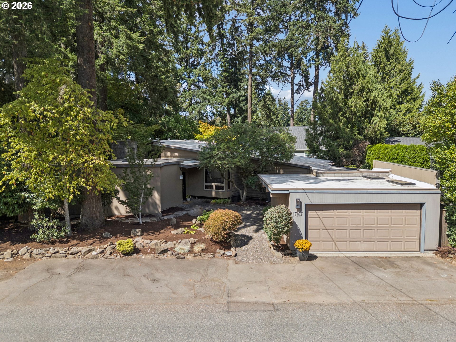 17167 Cedar Road Lake Oswego, OR 97034 - Photo 36 of 42 Gallery Image 36