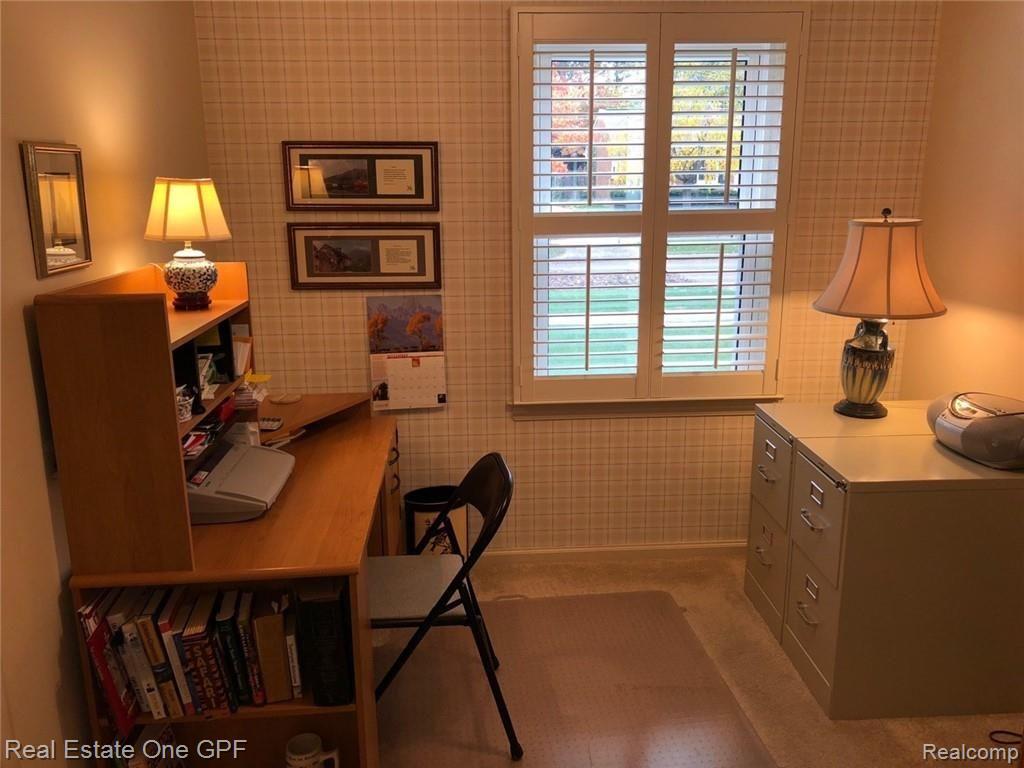 225 Ridgemont Road Grosse Pointe Farms, MI 48236 - Photo 8 of 17